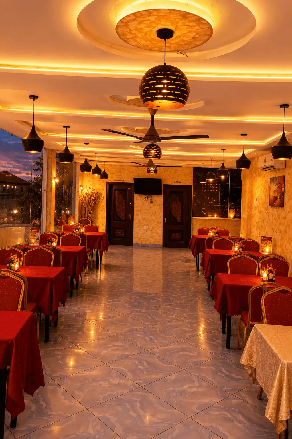 Restaurant Dining